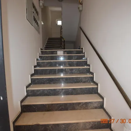 White House Turizm Konutu Gemlik