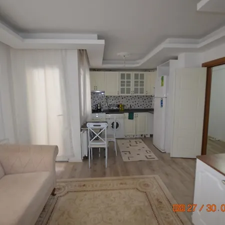 White House Turizm Konutu מלון דירות Gemlik
